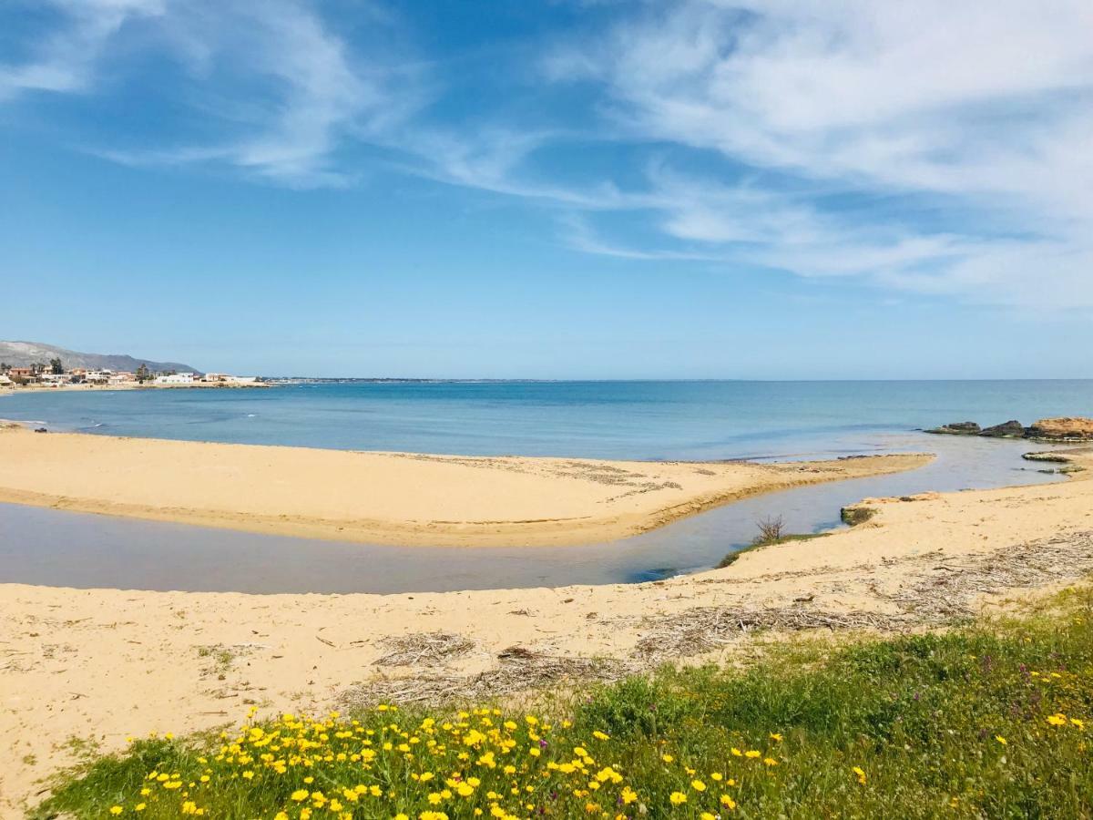 I Carusi Relais Villa Noto Kültér fotó